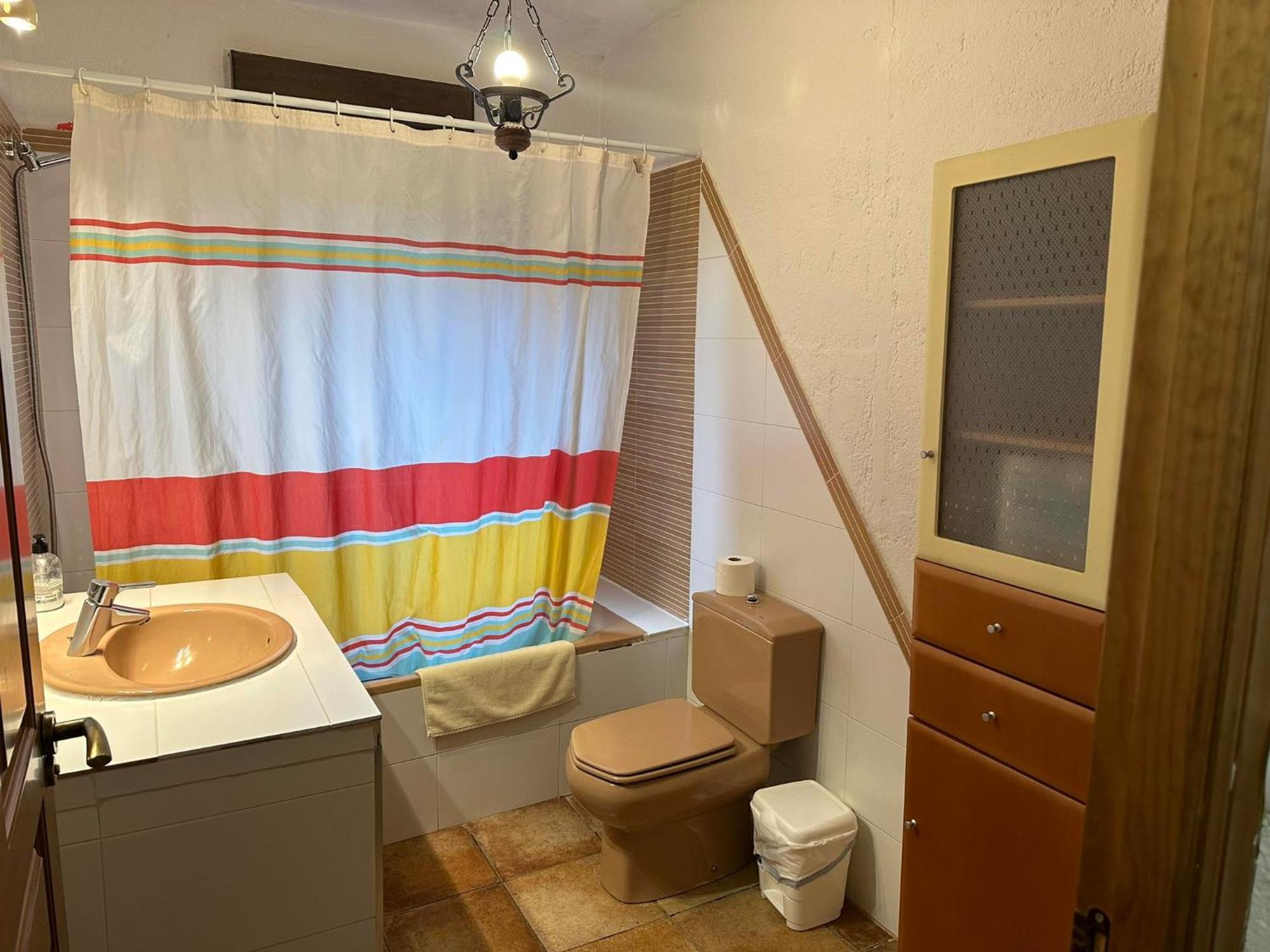 Vivienda De Uso Turistico El Nido Guest House La Serrada Ngoại thất bức ảnh