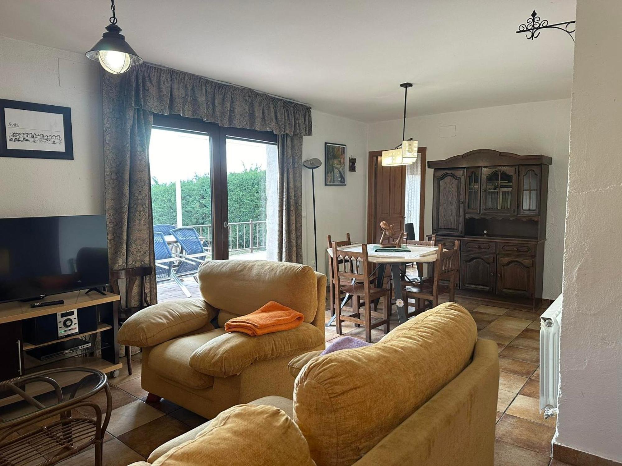 Vivienda De Uso Turistico El Nido Guest House La Serrada Ngoại thất bức ảnh