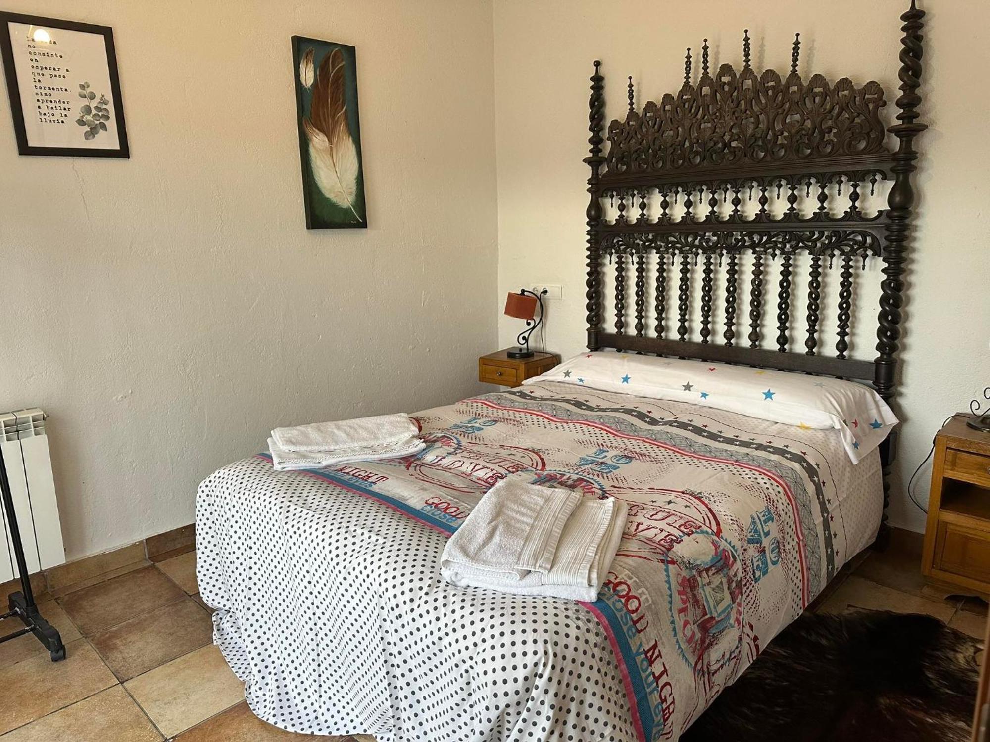 Vivienda De Uso Turistico El Nido Guest House La Serrada Ngoại thất bức ảnh